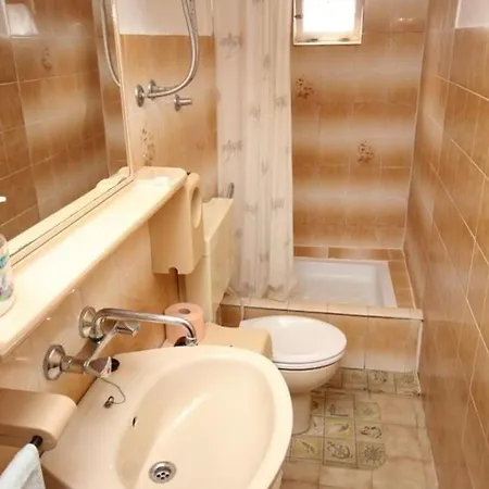 Mat Apartman