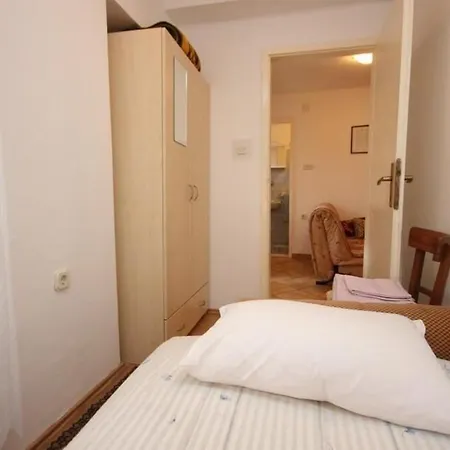 Mat Apartment